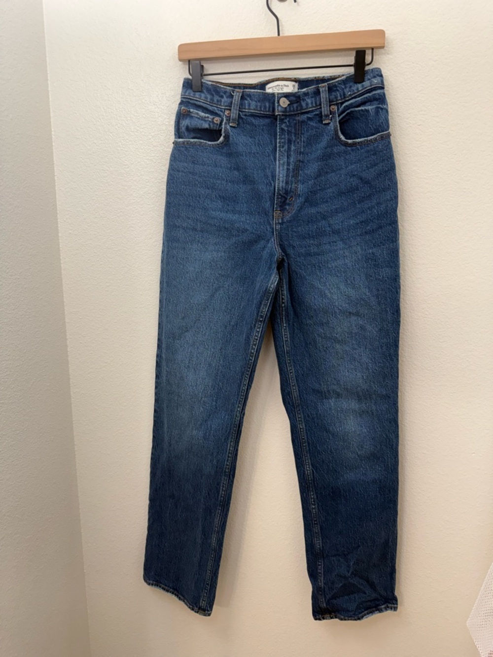 Abercrombie & Fitch 90s Straight Ultra High Rise Jeans Size 28 Dark Blue